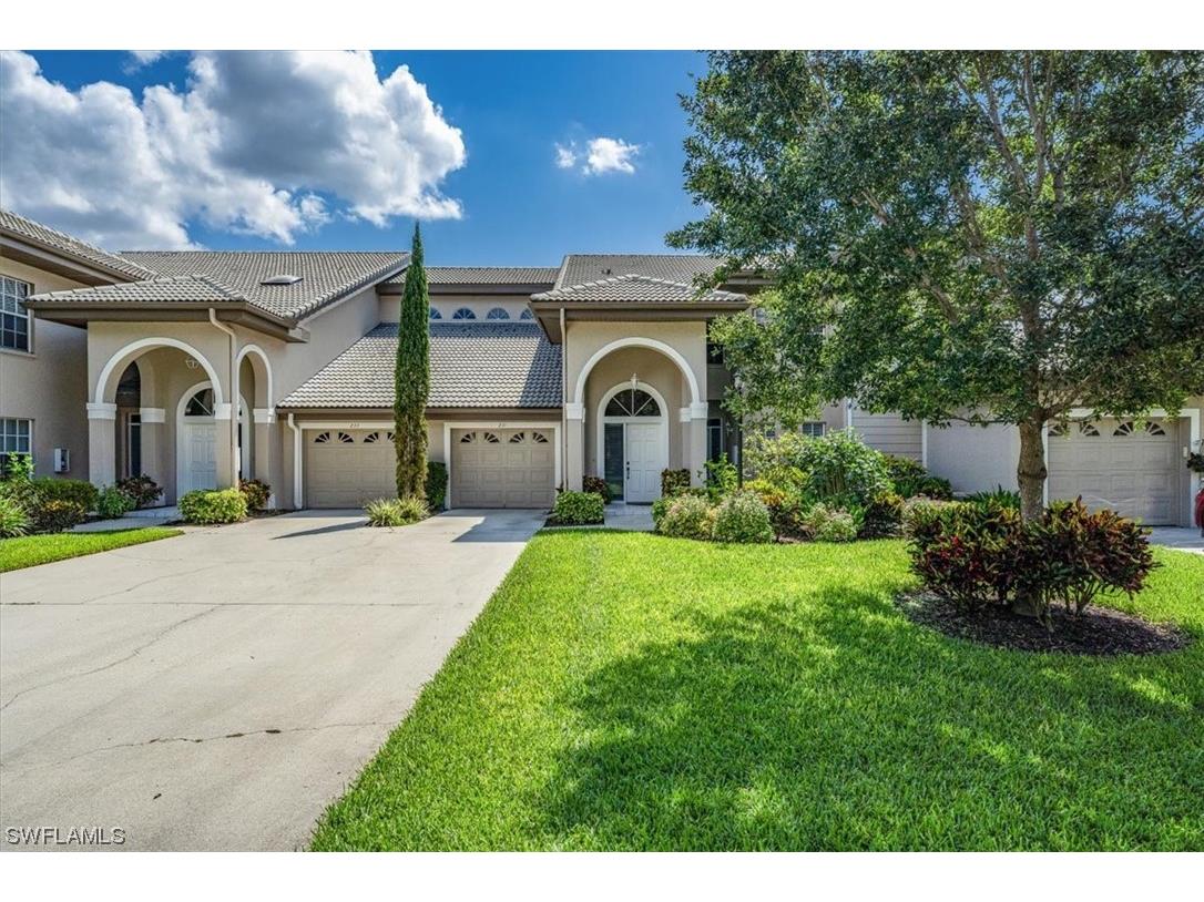 231 Via Perignon #20-4 Naples FL 34119 223038687 image1
