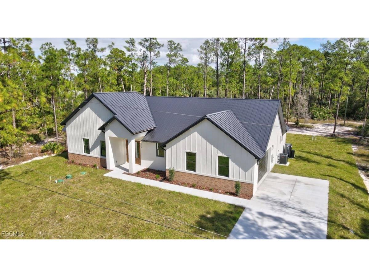 2310 Columbus Avenue Alva FL 33920 2025020702 image3