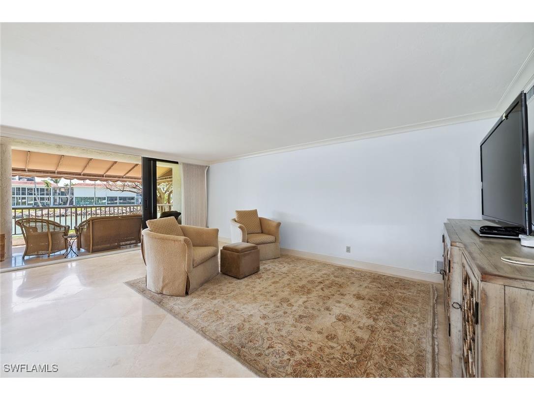 2310 Gulf Shore Boulevard N #112 Naples FL 34103 225039410 image10