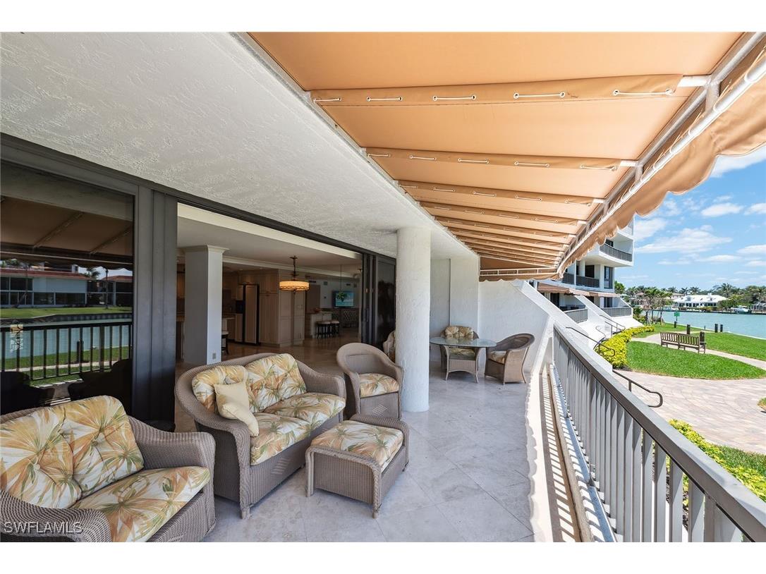 2310 Gulf Shore Boulevard N #112 Naples FL 34103 225039410 image13