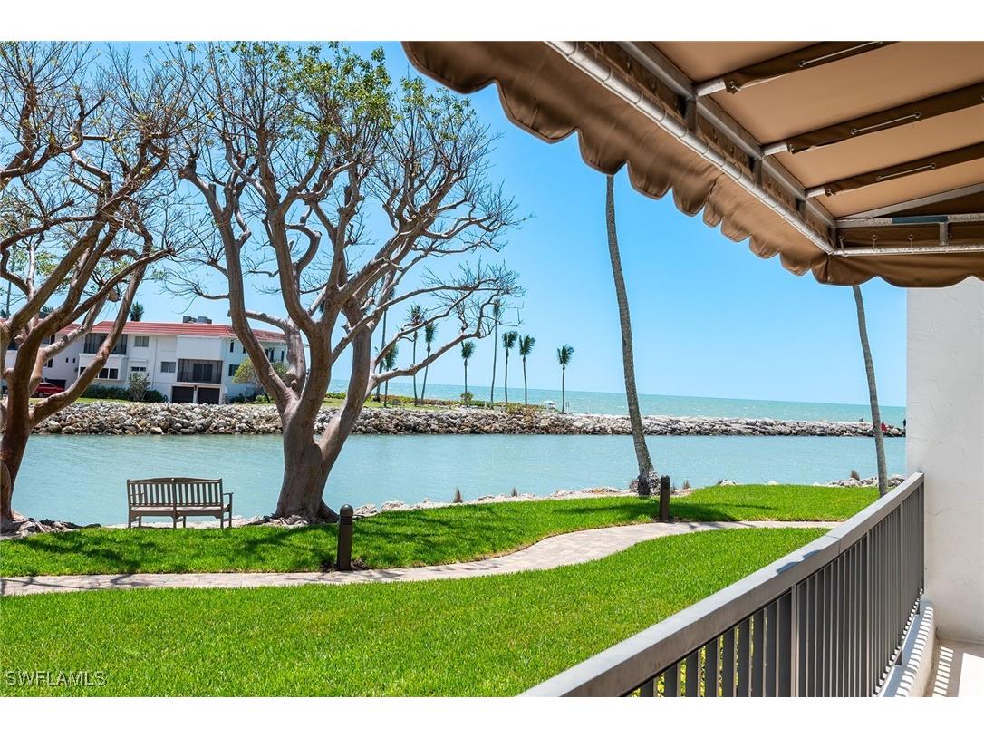 2310 Gulf Shore Boulevard N #112 Naples FL 34103 225039410 image2