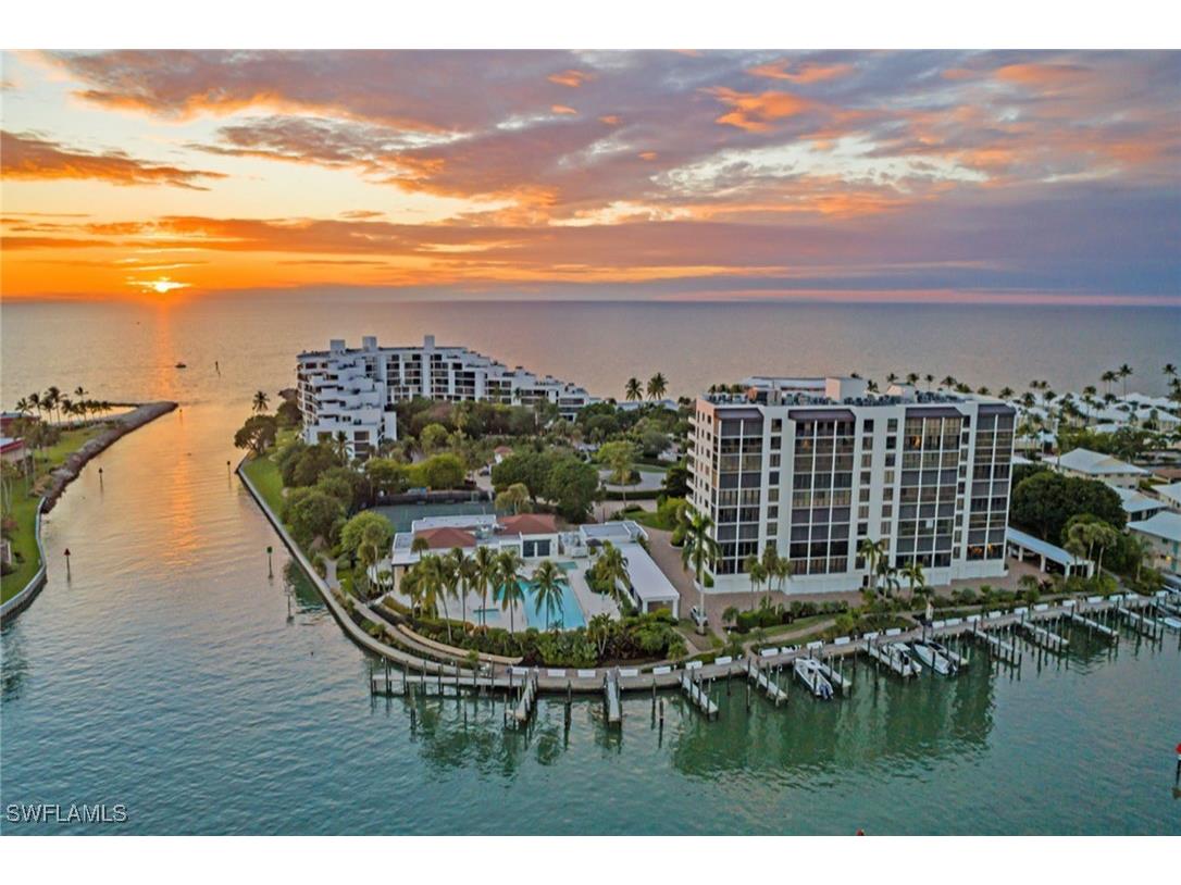 2310 Gulf Shore Boulevard N #112 Naples FL 34103 225039410 image24