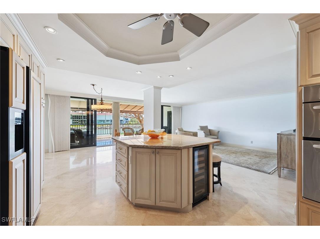 2310 Gulf Shore Boulevard N #112 Naples FL 34103 225039410 image5