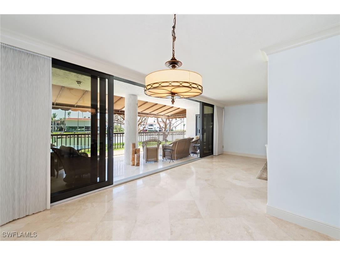 2310 Gulf Shore Boulevard N #112 Naples FL 34103 225039410 image7