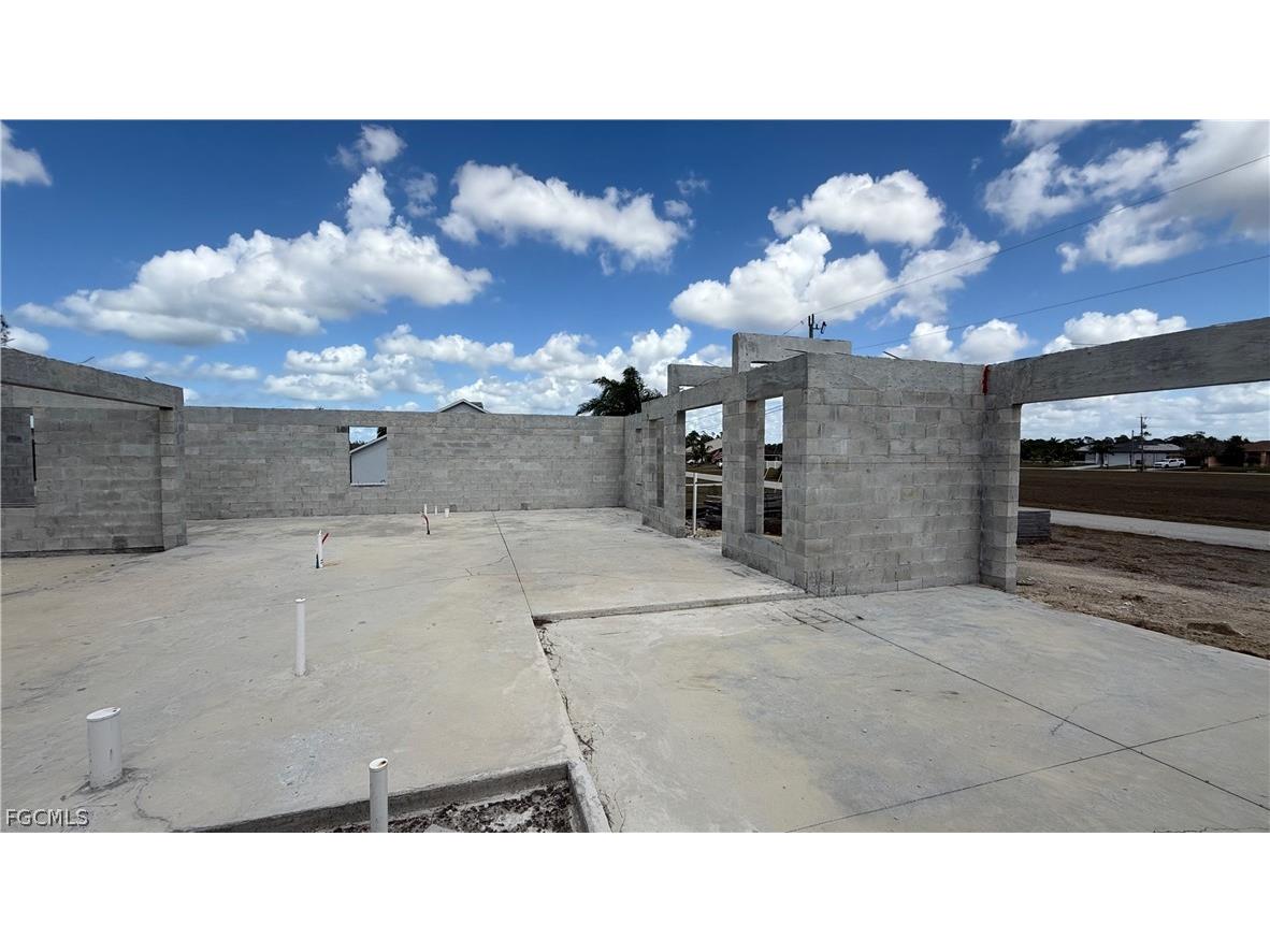 2310 NW 35th Place Cape Coral FL 33993 2026001296 image4