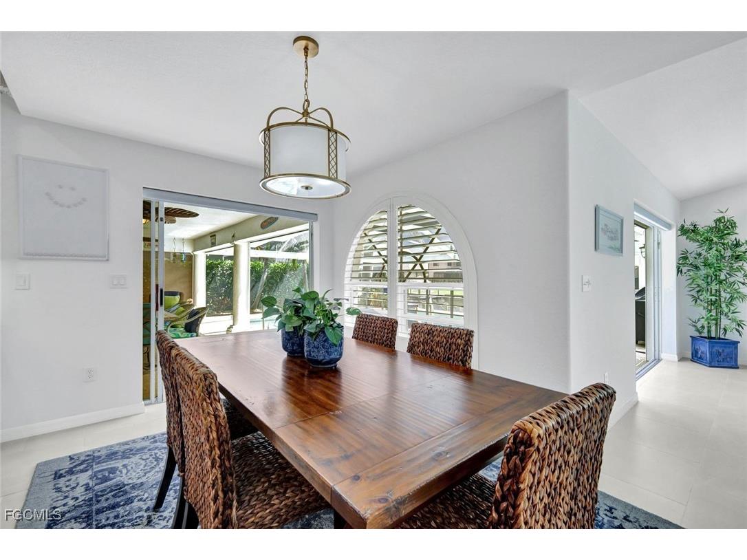 2310 SW 43rd Terrace Cape Coral FL 33914 2025014142 image16