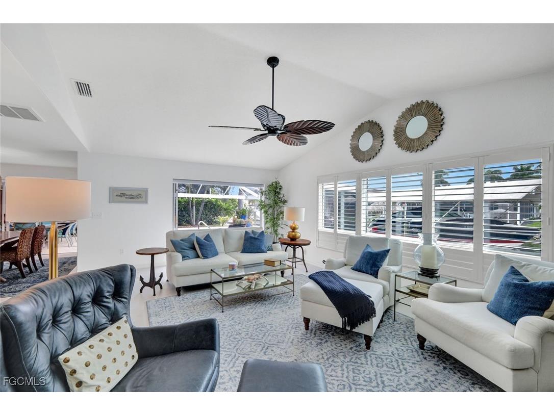 2310 SW 43rd Terrace Cape Coral FL 33914 2025014142 image17