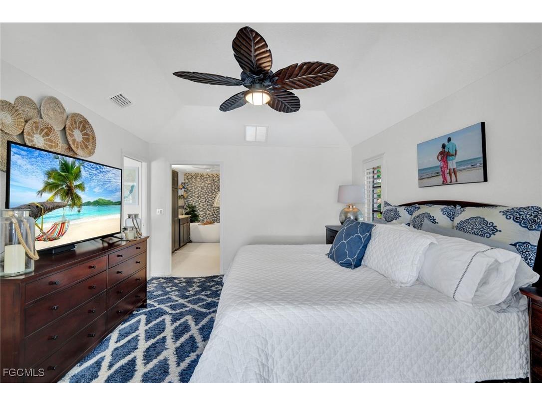 2310 SW 43rd Terrace Cape Coral FL 33914 2025014142 image21