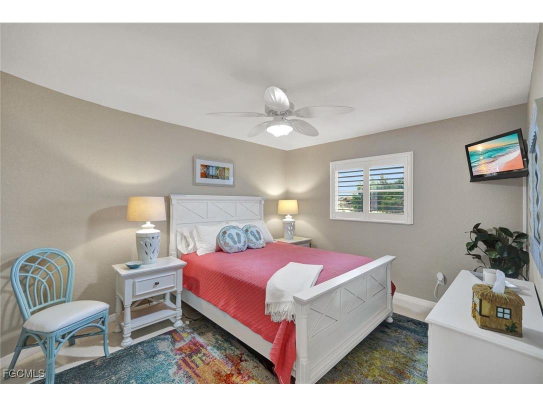 2310 SW 43rd Terrace Cape Coral FL 33914 2025014142 image29