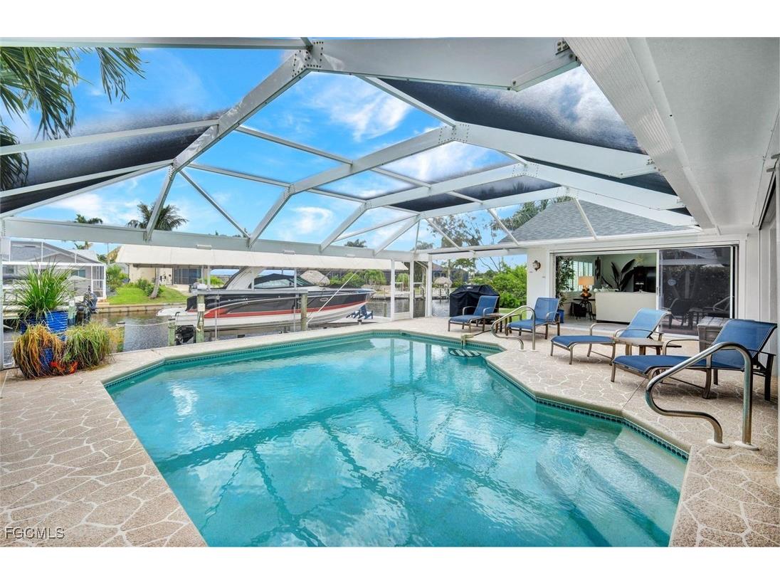 2310 SW 43rd Terrace Cape Coral FL 33914 2025014142 image34