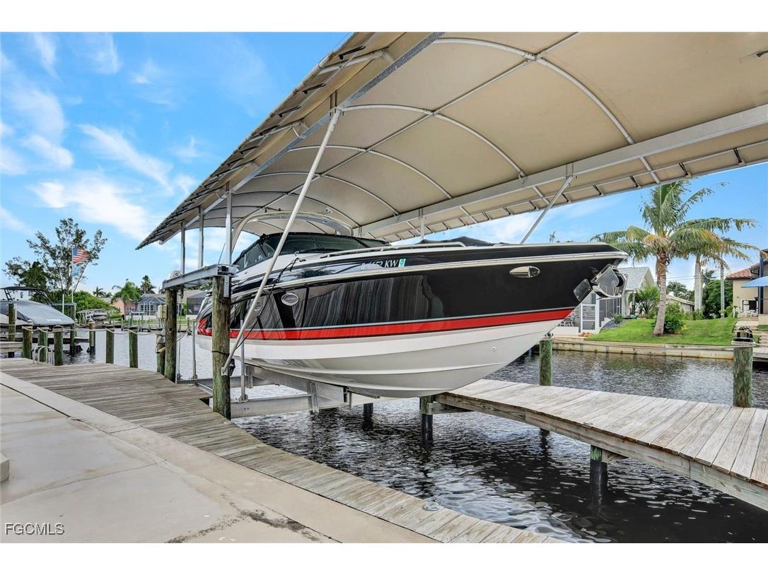 2310 SW 43rd Terrace Cape Coral FL 33914 2025014142 image37