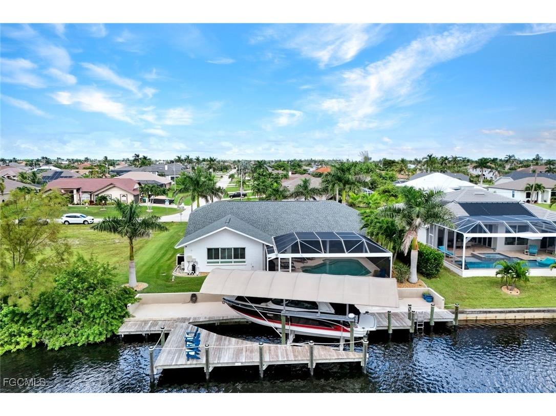 2310 SW 43rd Terrace Cape Coral FL 33914 2025014142 image4