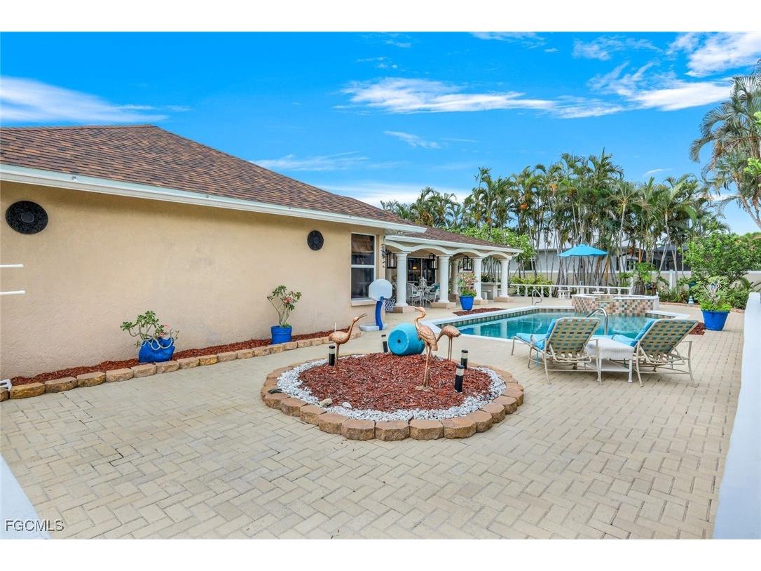 2310 SW 53rd Street Cape Coral FL 33914 2025002815 image34