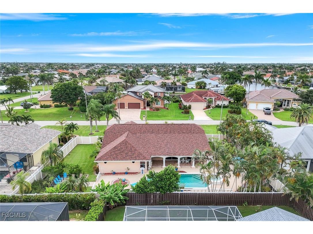 2310 SW 53rd Street Cape Coral FL 33914 2025002815 image39