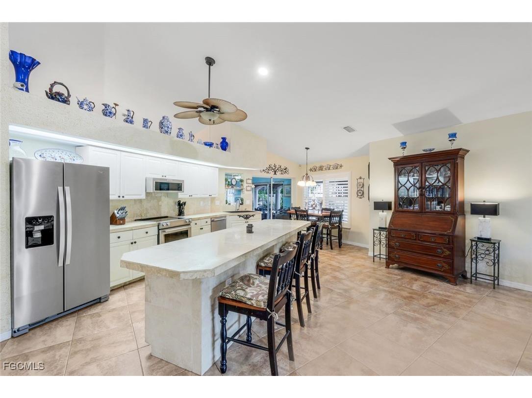 2310 SW 53rd Street Cape Coral FL 33914 2025002815 image9