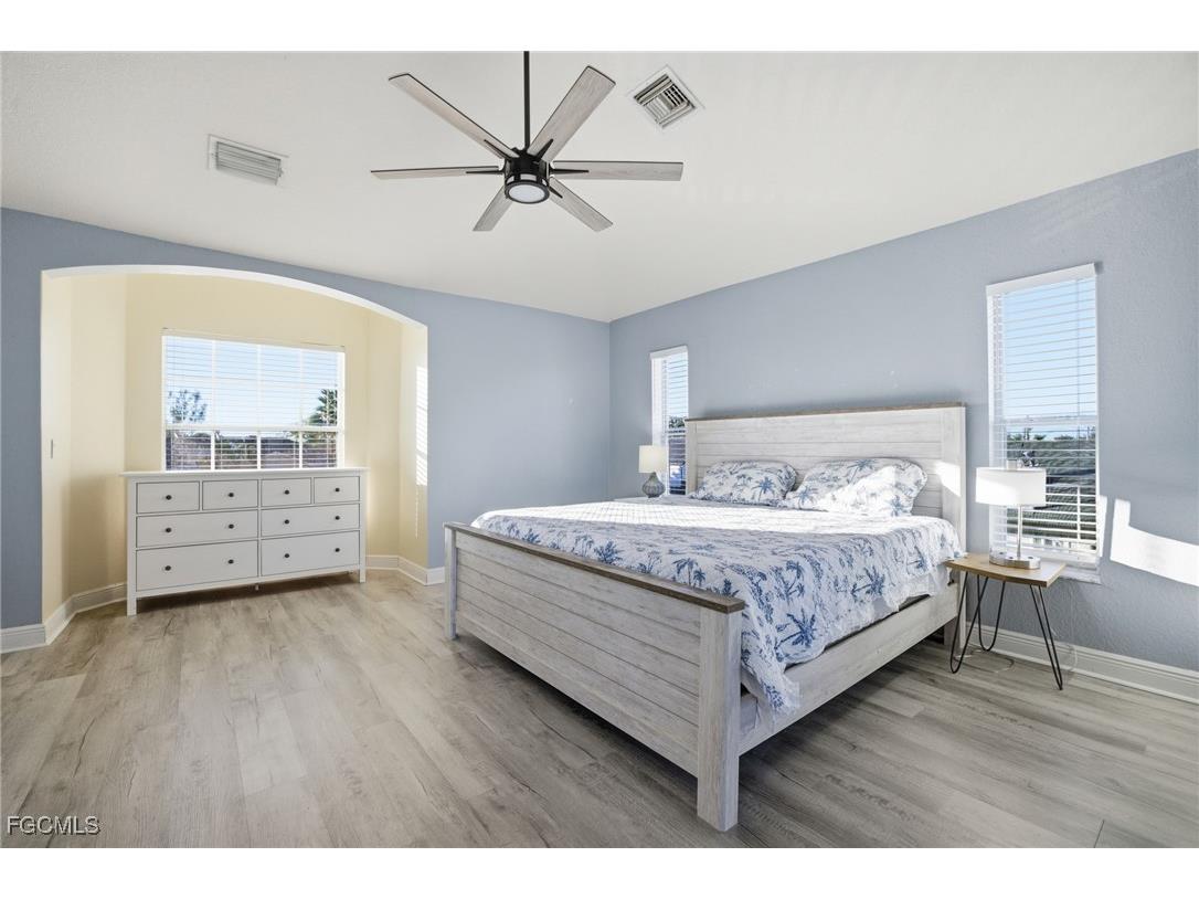 2311 SW 4th Court Cape Coral FL 33991 2025022504 image19