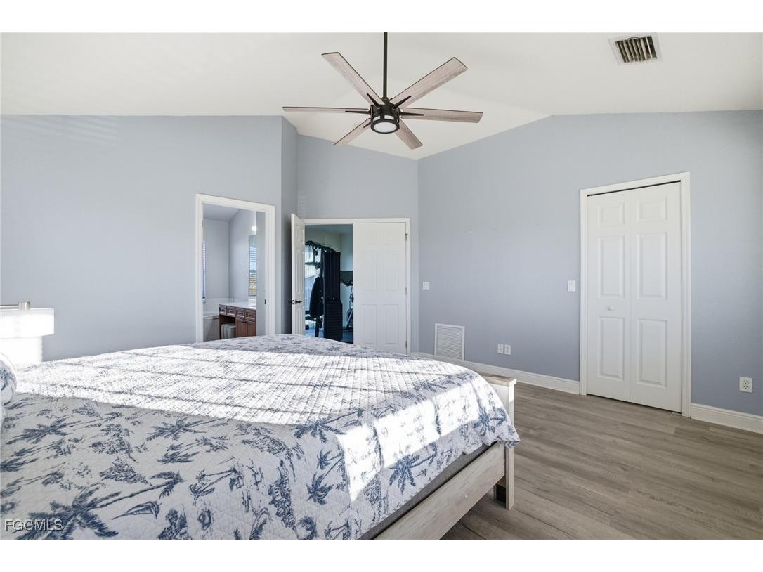 2311 SW 4th Court Cape Coral FL 33991 2025022504 image22