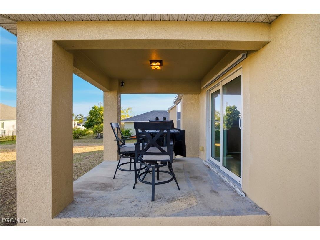 2311 SW 4th Court Cape Coral FL 33991 2025022504 image33