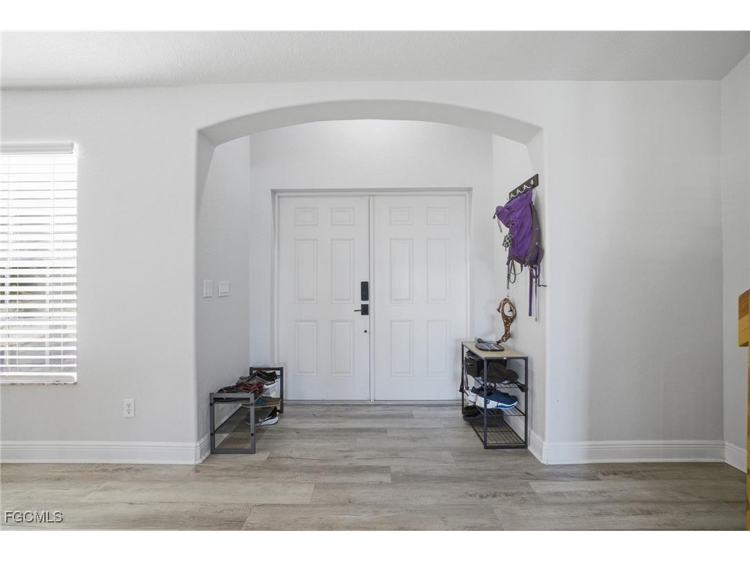 2311 SW 4th Court Cape Coral FL 33991 2025022504 image5