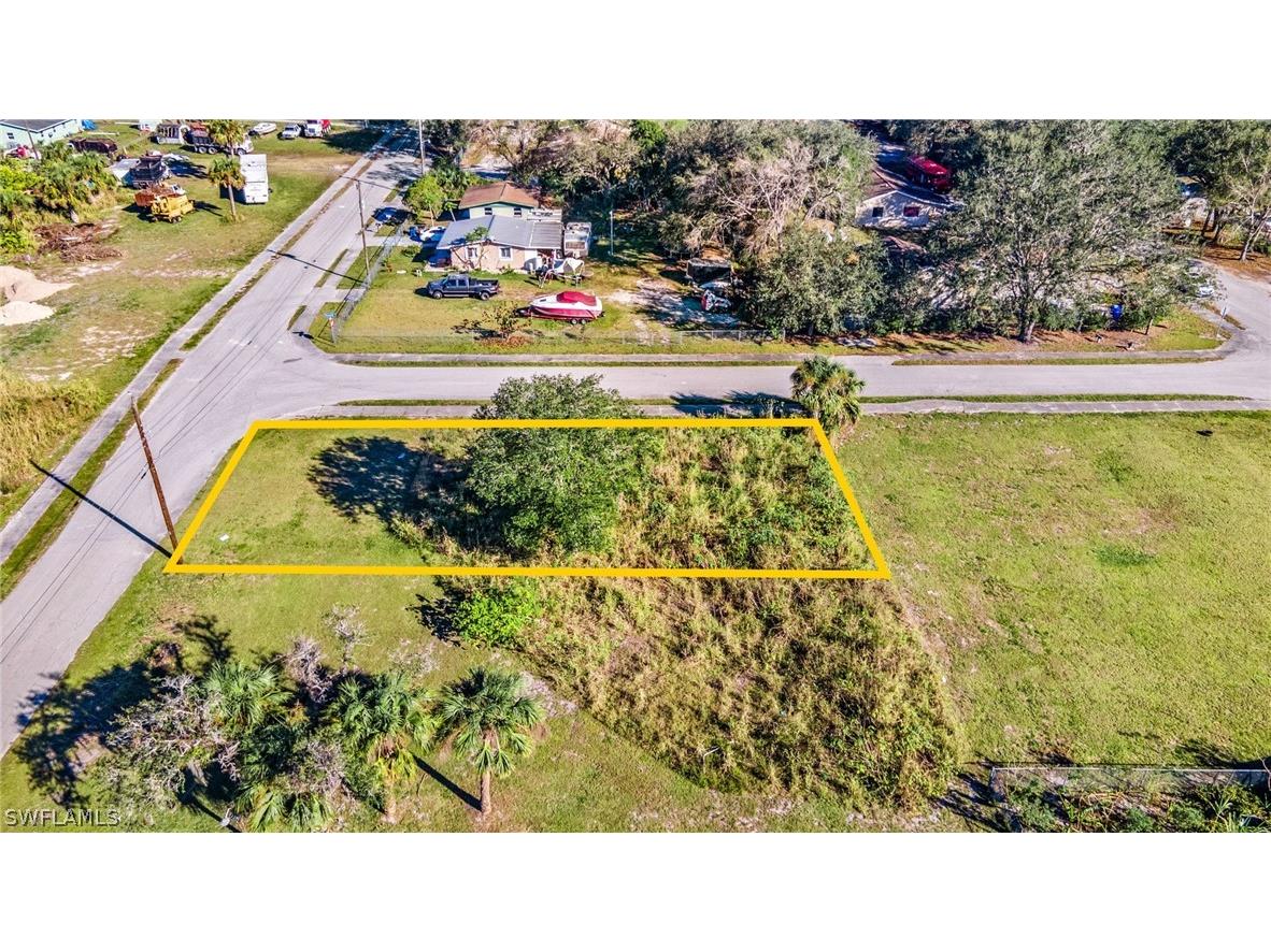 23110 Railroad Avenue Alva FL 33920 223001444 image1