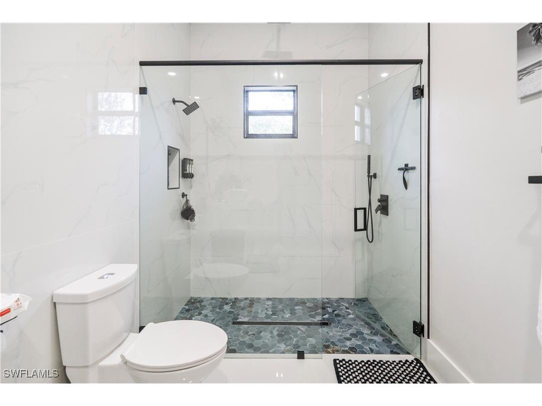 2313 6th Avenue SE Naples FL 34117 226002386 image18