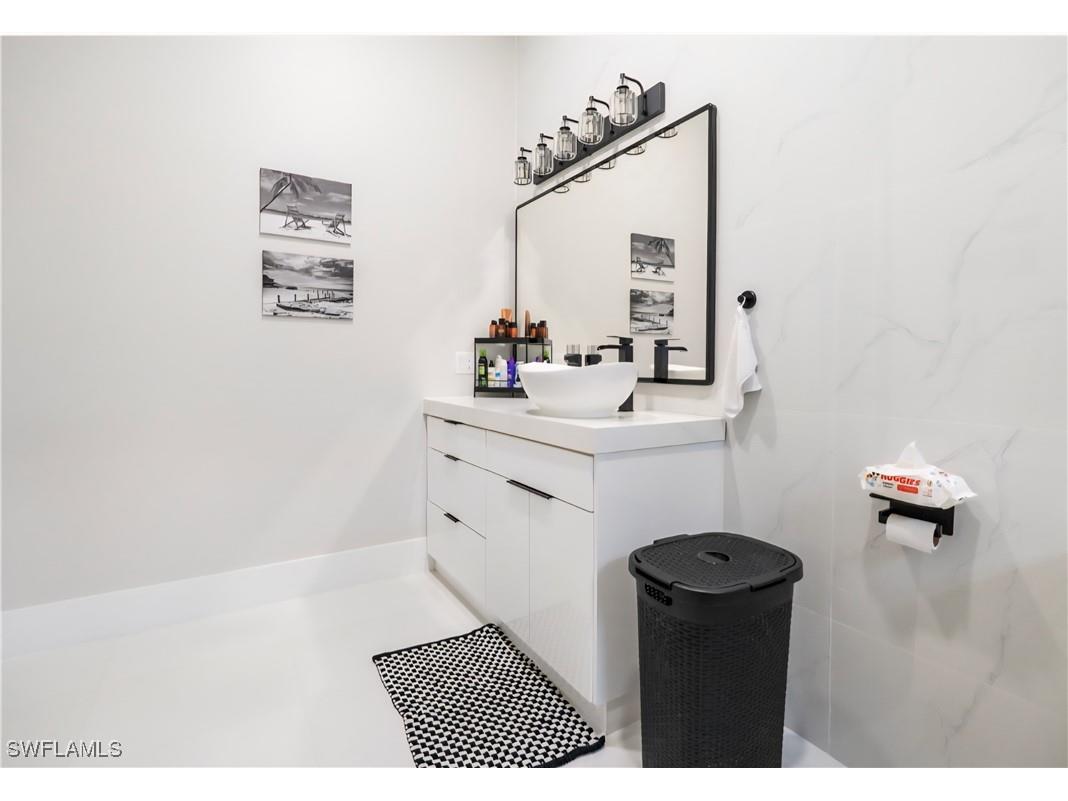 2313 6th Avenue SE Naples FL 34117 226002386 image25
