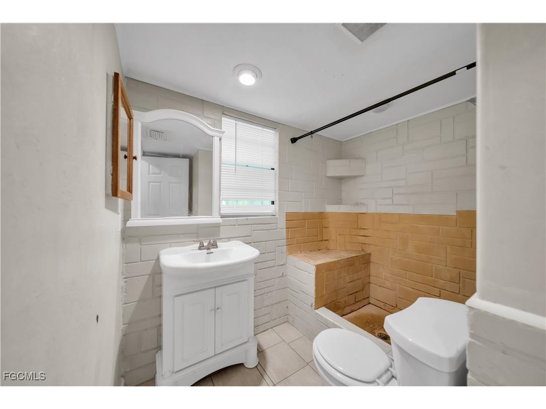 2313 Hamilton Avenue Alva FL 33920 2025013724 image22