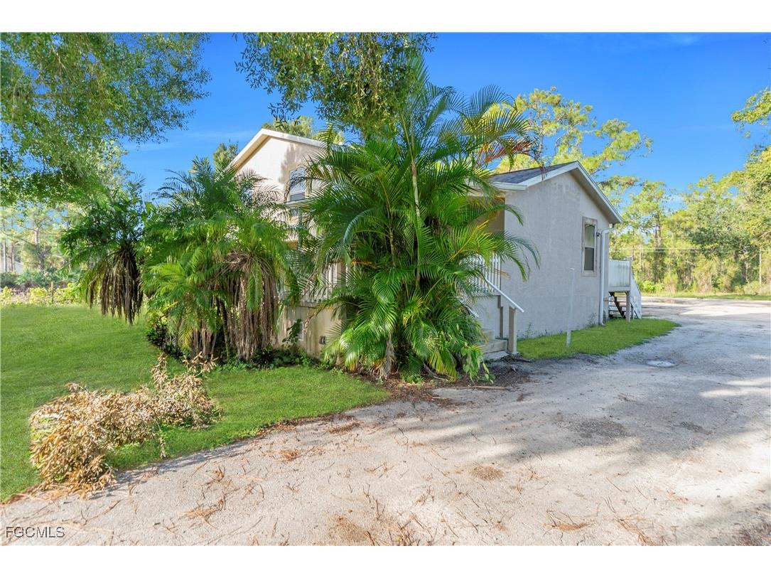 2313 Hamilton Avenue Alva FL 33920 2025013724 image6