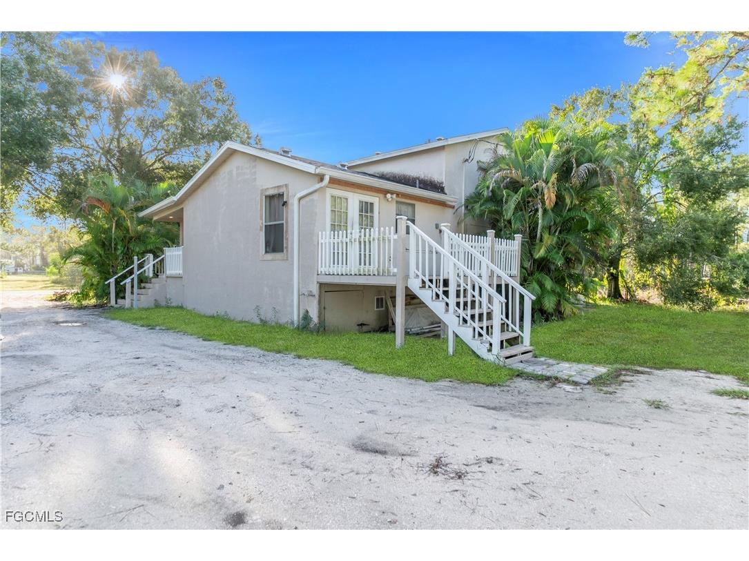 2313 Hamilton Avenue Alva FL 33920 2025013724 image8