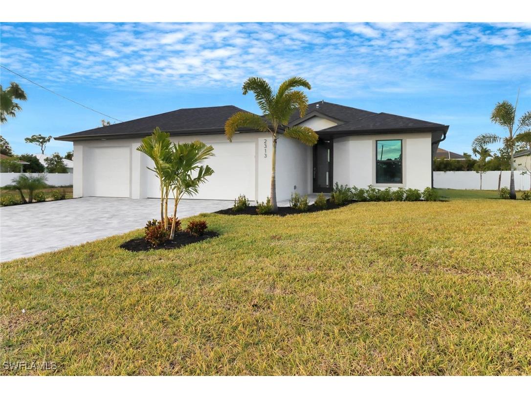 2313 NE 34th Terrace Cape Coral FL 33909 224002786 image1