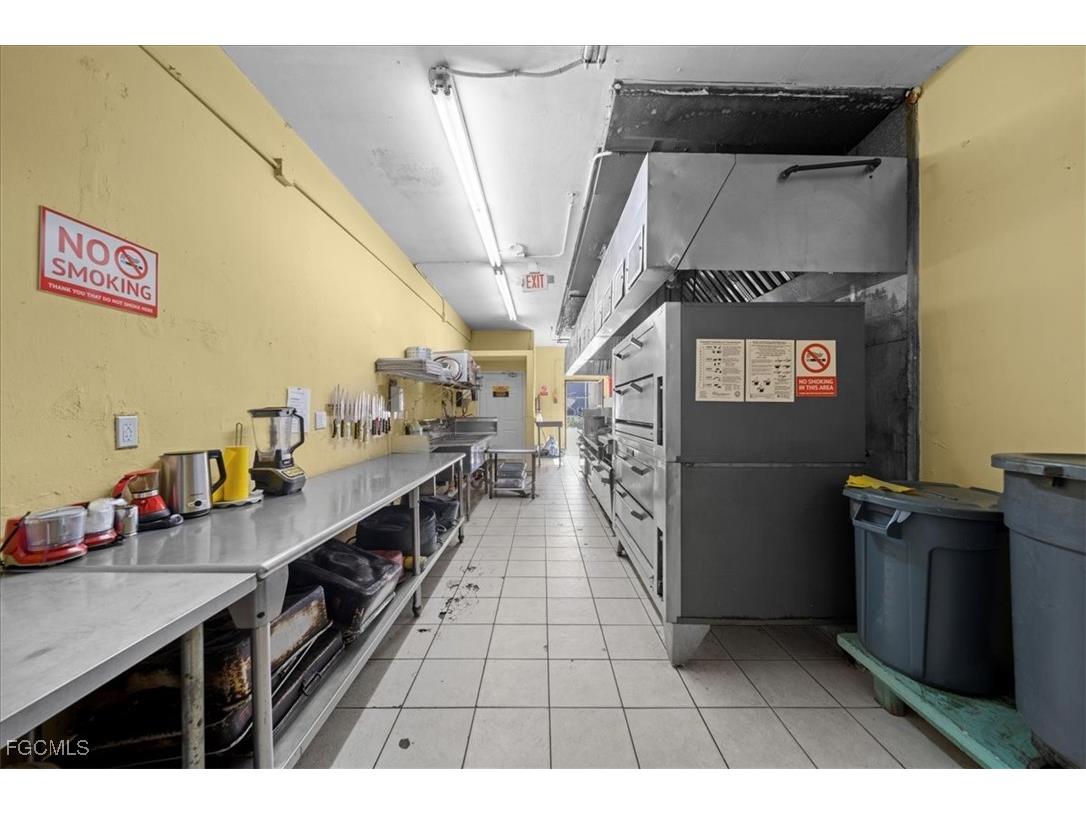 2313 NW 27 Avenue Miami 33142 2025013268 image20