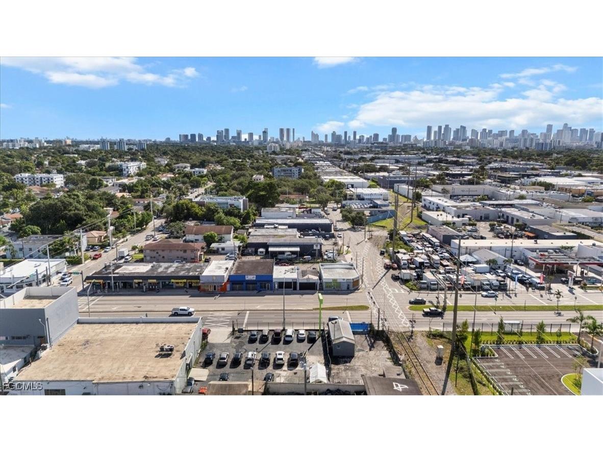 2313 NW 27 Avenue Miami 33142 2025013268 image21