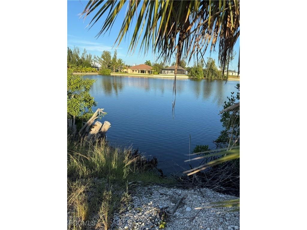 2313 NW 44th Place Cape Coral FL 33993 2025019556 image1
