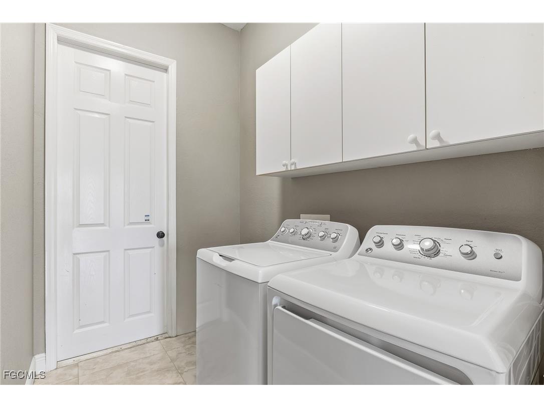 2313 SE 19th Place Cape Coral FL 33990 2026005172 image23