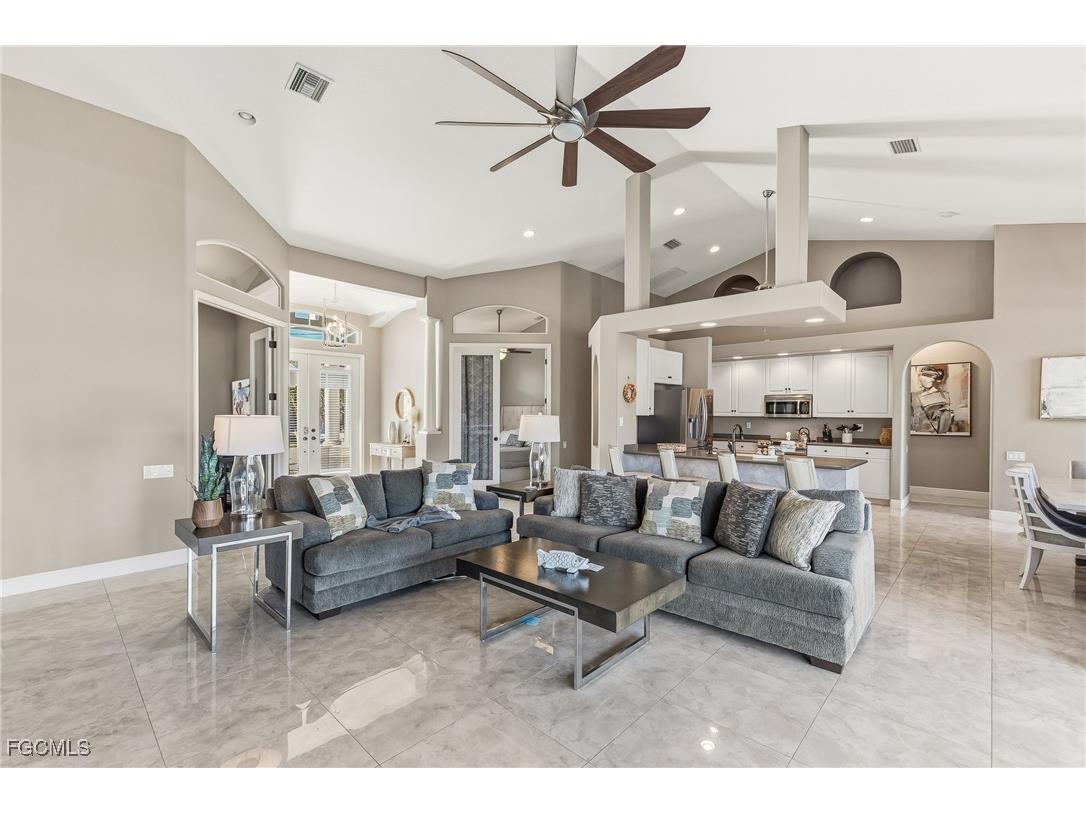 2313 SE 19th Place Cape Coral FL 33990 2026005172 image8