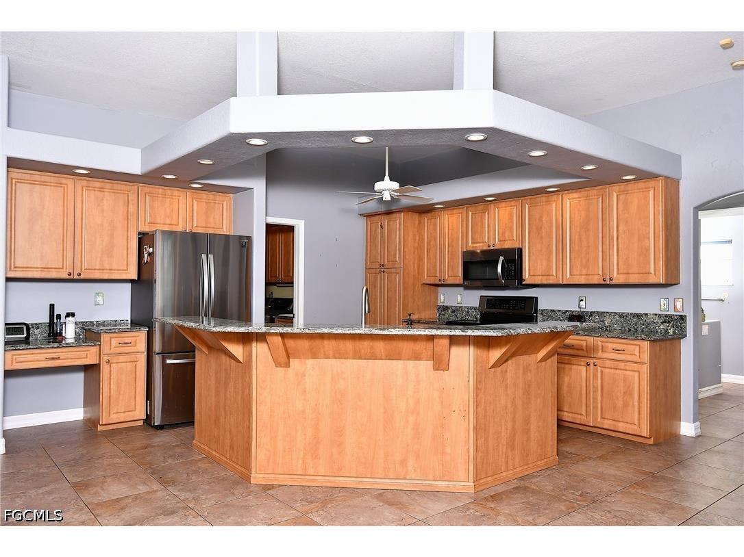 2313 SW 53rd Terrace Cape Coral FL 33914 2026023056 image16