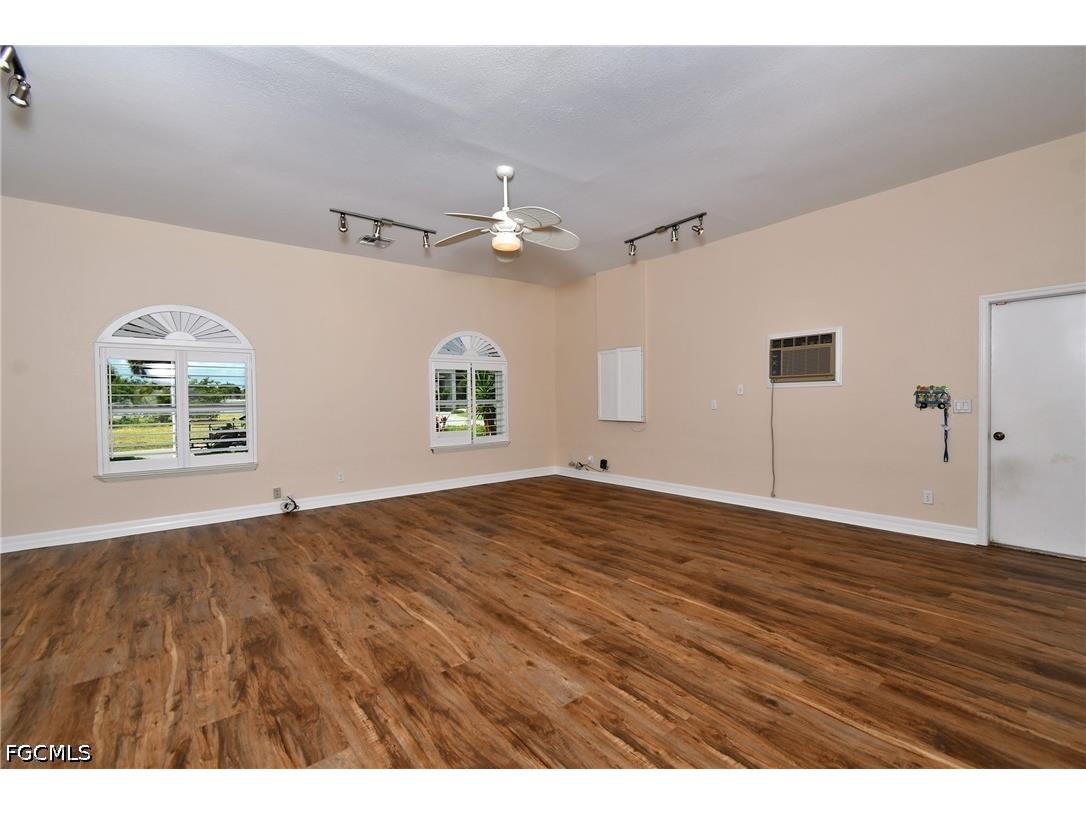 2313 SW 53rd Terrace Cape Coral FL 33914 2026023056 image26