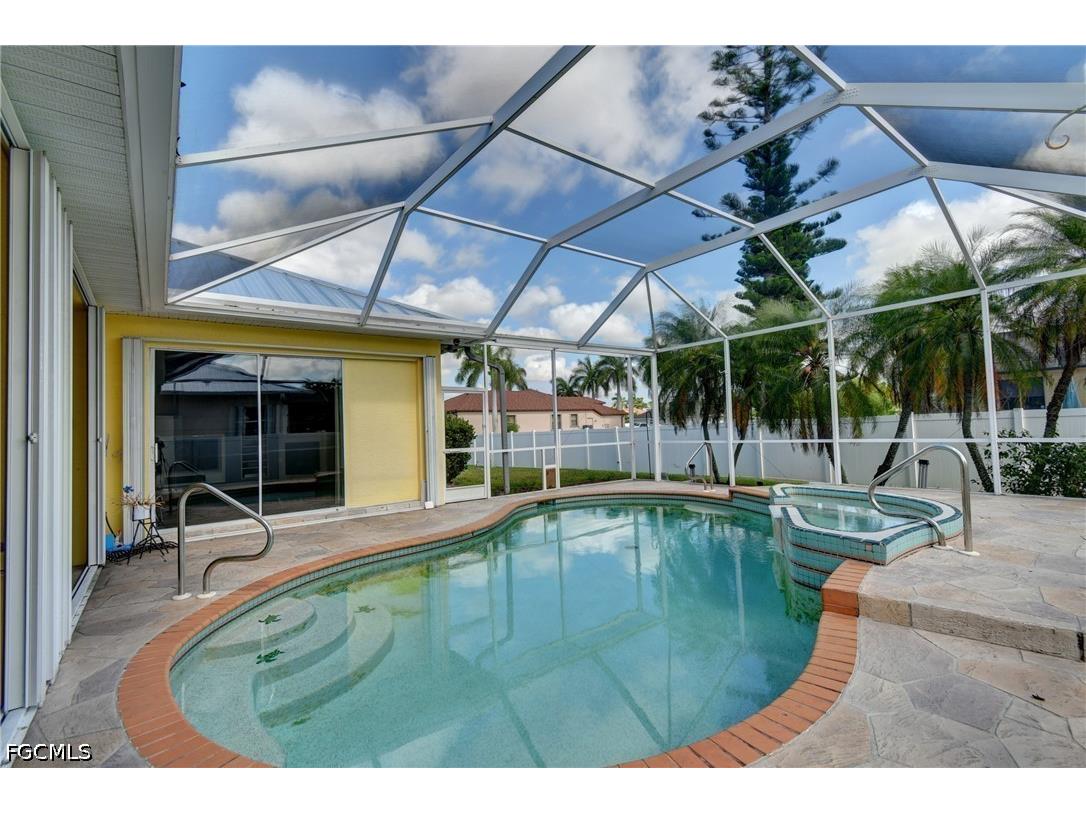 2313 SW 53rd Terrace Cape Coral FL 33914 2026023056 image30