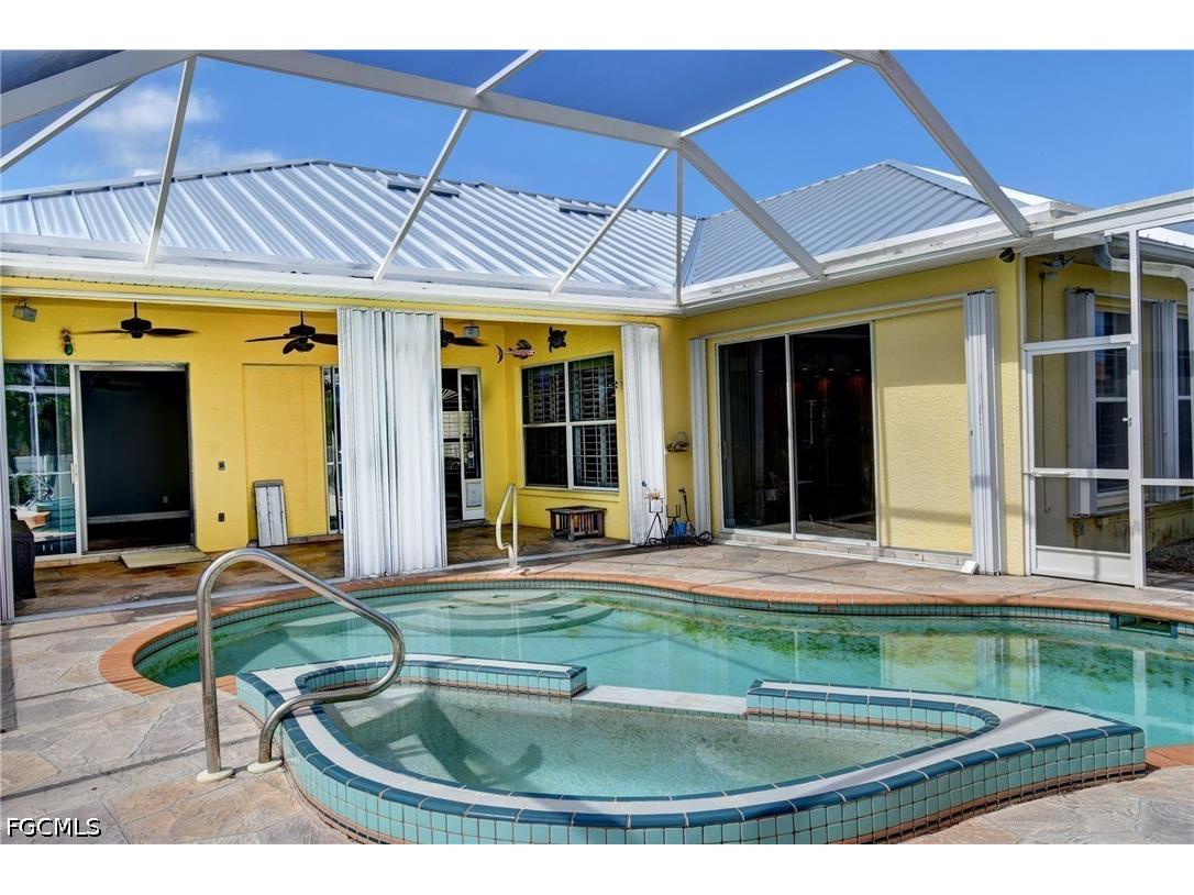 2313 SW 53rd Terrace Cape Coral FL 33914 2026023056 image32
