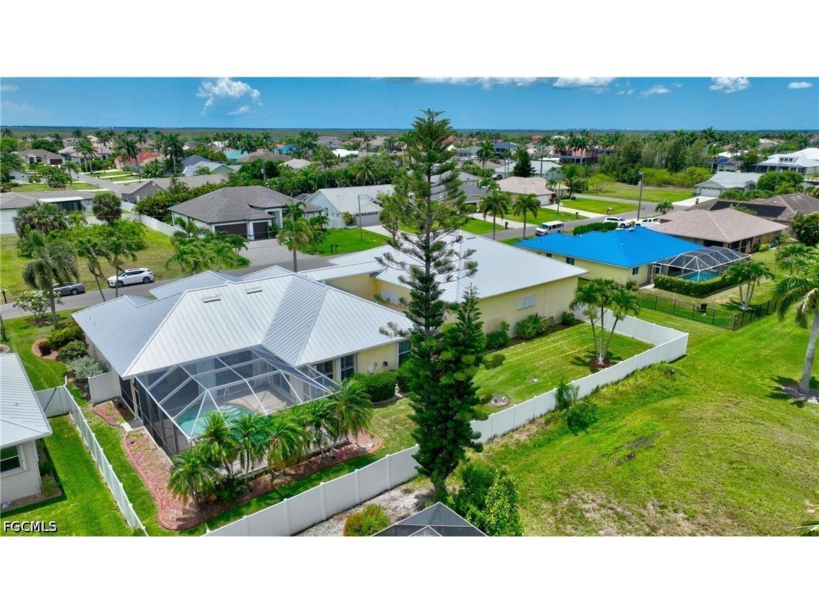2313 SW 53rd Terrace Cape Coral FL 33914 2026023056 image37