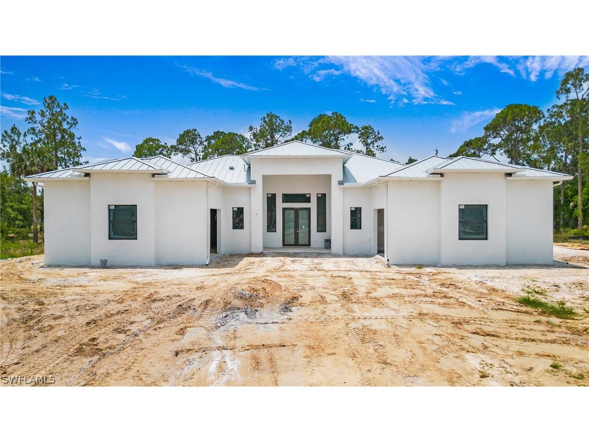 2314 6th Avenue SE Naples FL 34117 224041336 image1