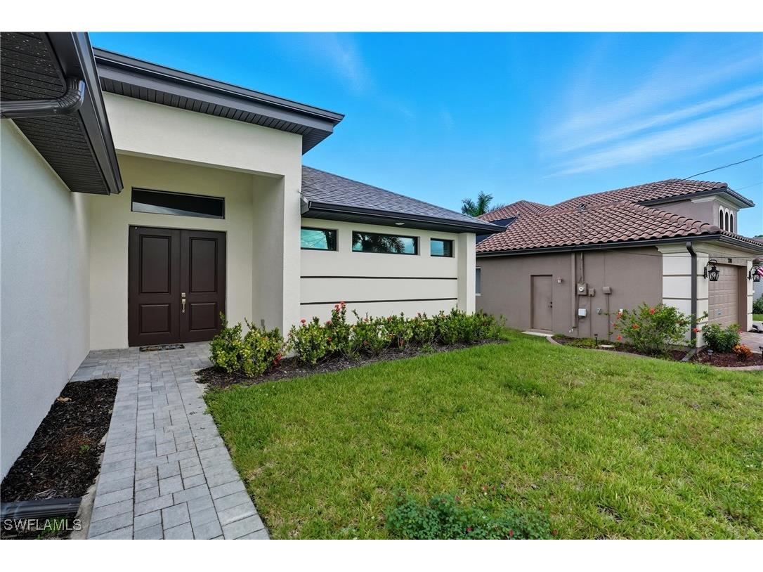 2314 NW 33rd Place Cape Coral FL 33993 226005388 image2