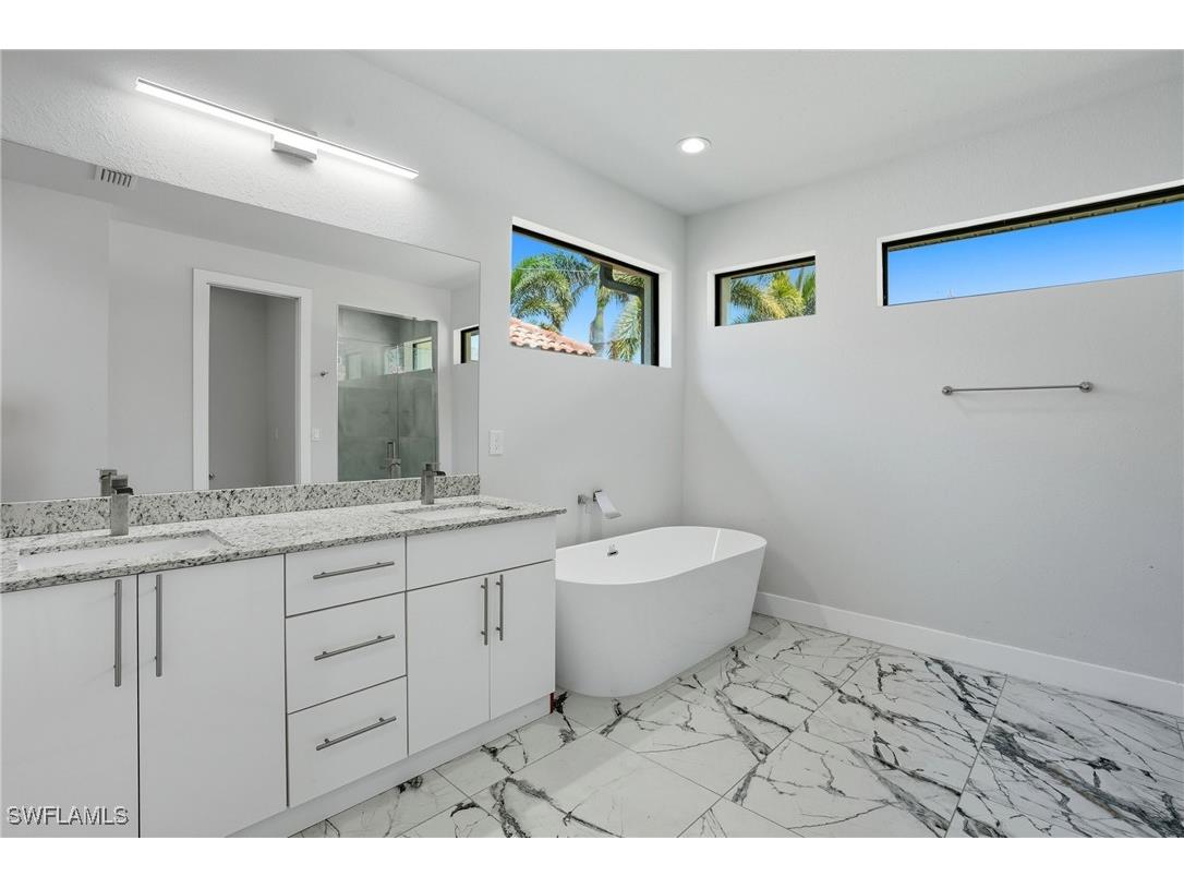 2314 NW 33rd Place Cape Coral FL 33993 226005388 image5