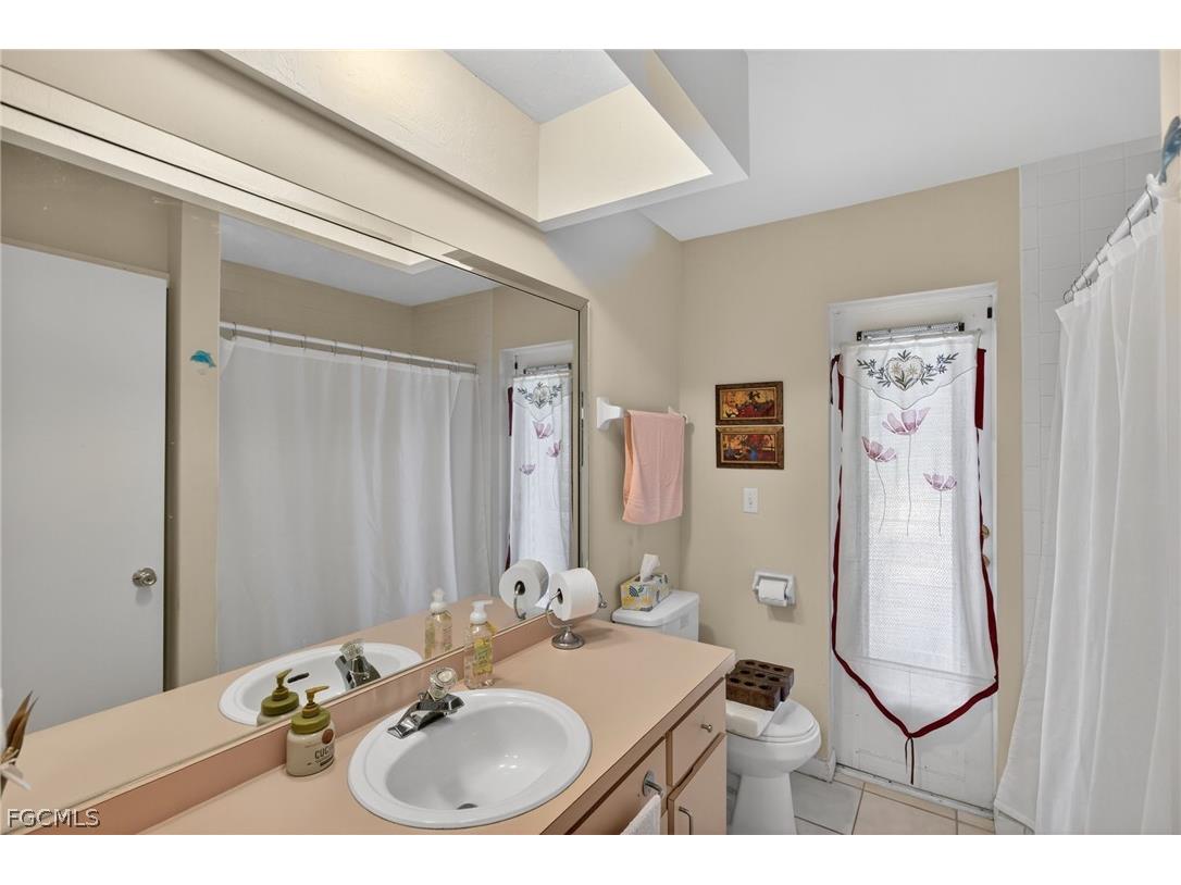 2314 SE 13th Street Cape Coral FL 33990 2026008485 image23