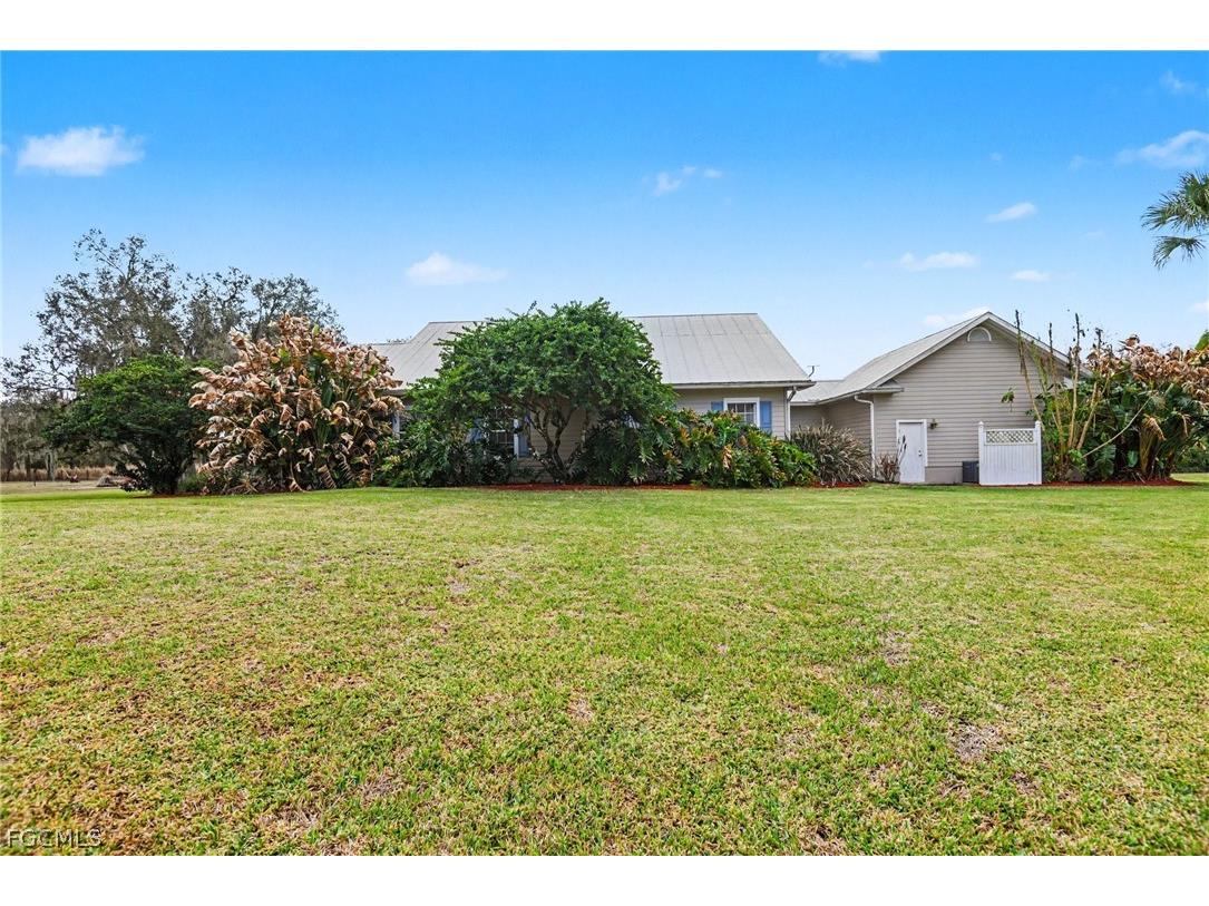 23150 N River Road Alva FL 33920 2026011338 image29