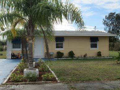 23150 Roundtree Avenue Alva FL 33920 223058603 image1