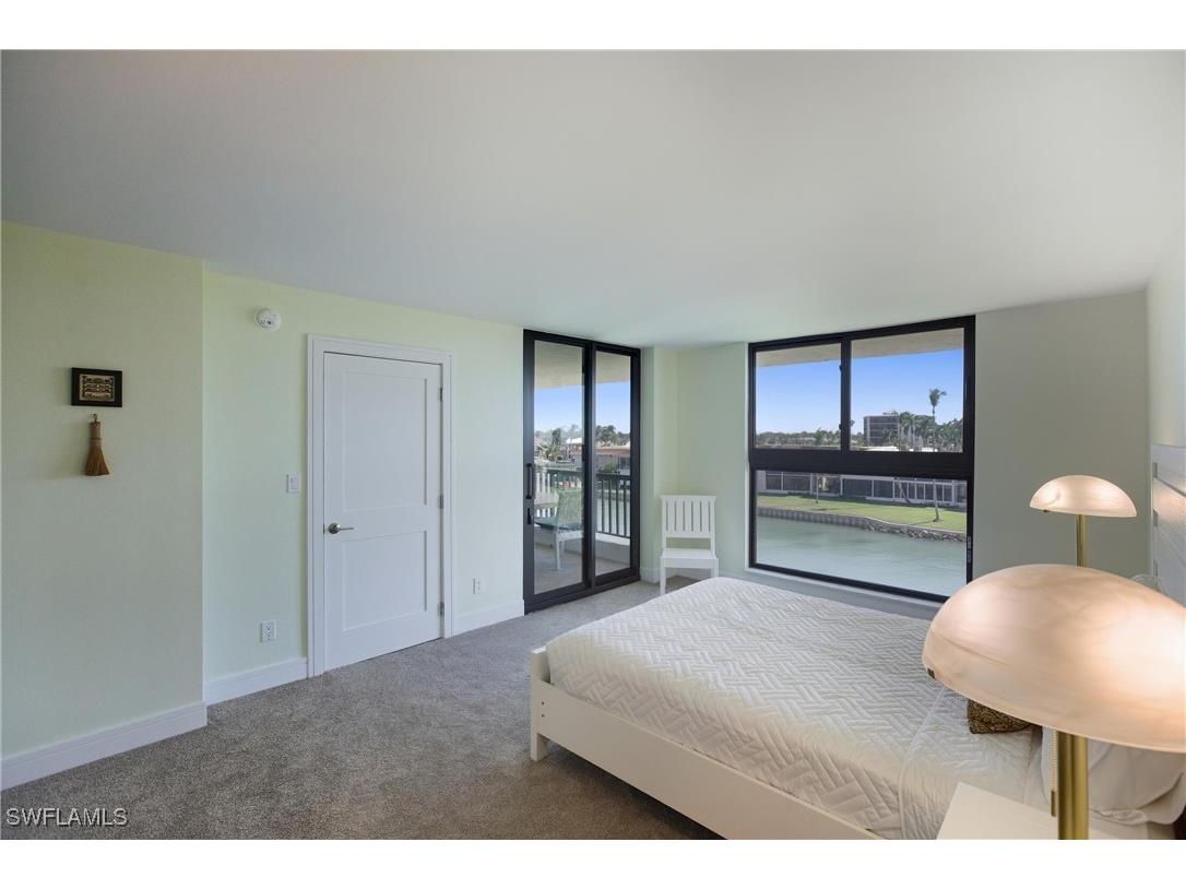 2316 Gulf Shore Boulevard N #411 Naples FL 34103 225081439 image17