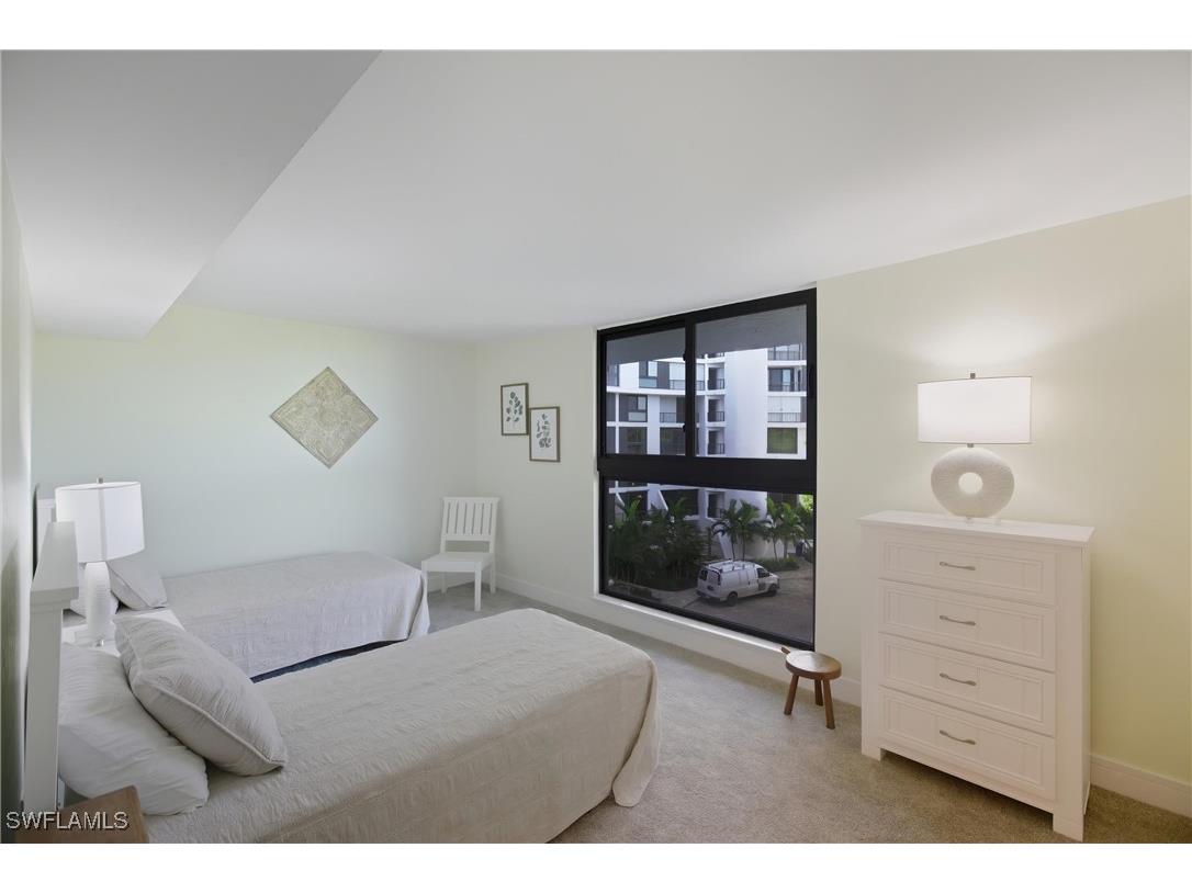 2316 Gulf Shore Boulevard N #411 Naples FL 34103 225081439 image25