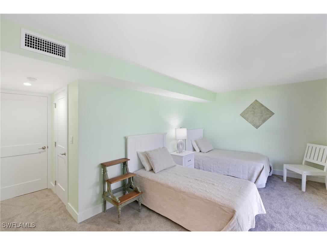 2316 Gulf Shore Boulevard N #411 Naples FL 34103 225081439 image26