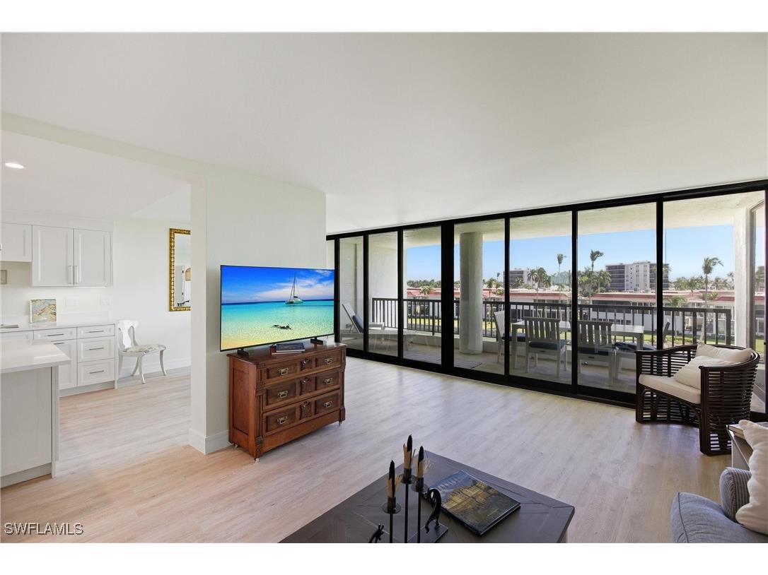 2316 Gulf Shore Boulevard N #411 Naples FL 34103 225081451 image2